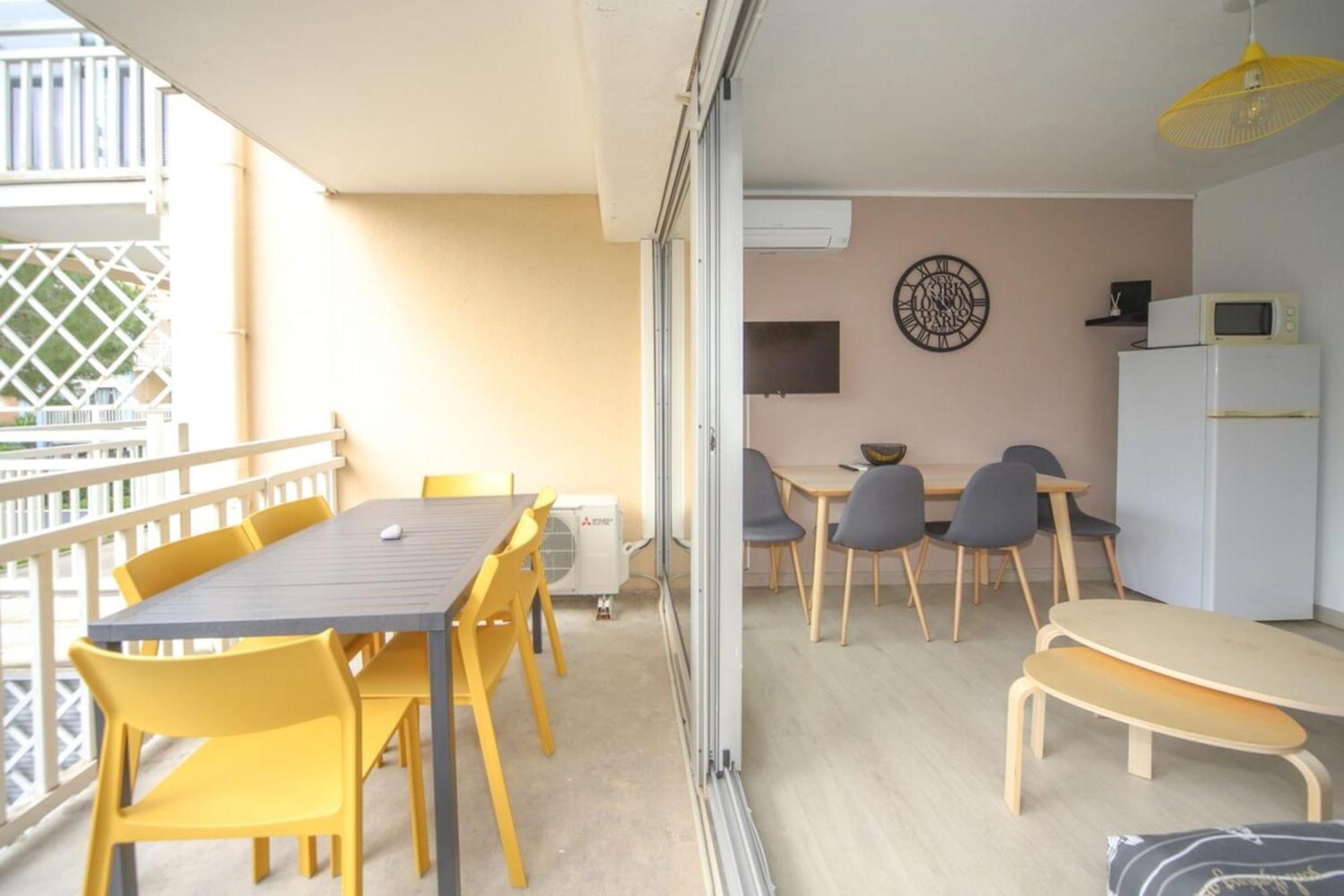 Holiday home T2 Tamaris Piscine Proche Parking *